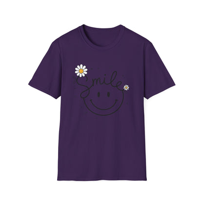 Smile Daisy T-Shirt — Cute Floral Smiley Tee