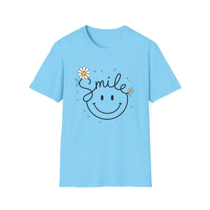 Smile Daisy T-Shirt — Cute Floral Smiley Tee