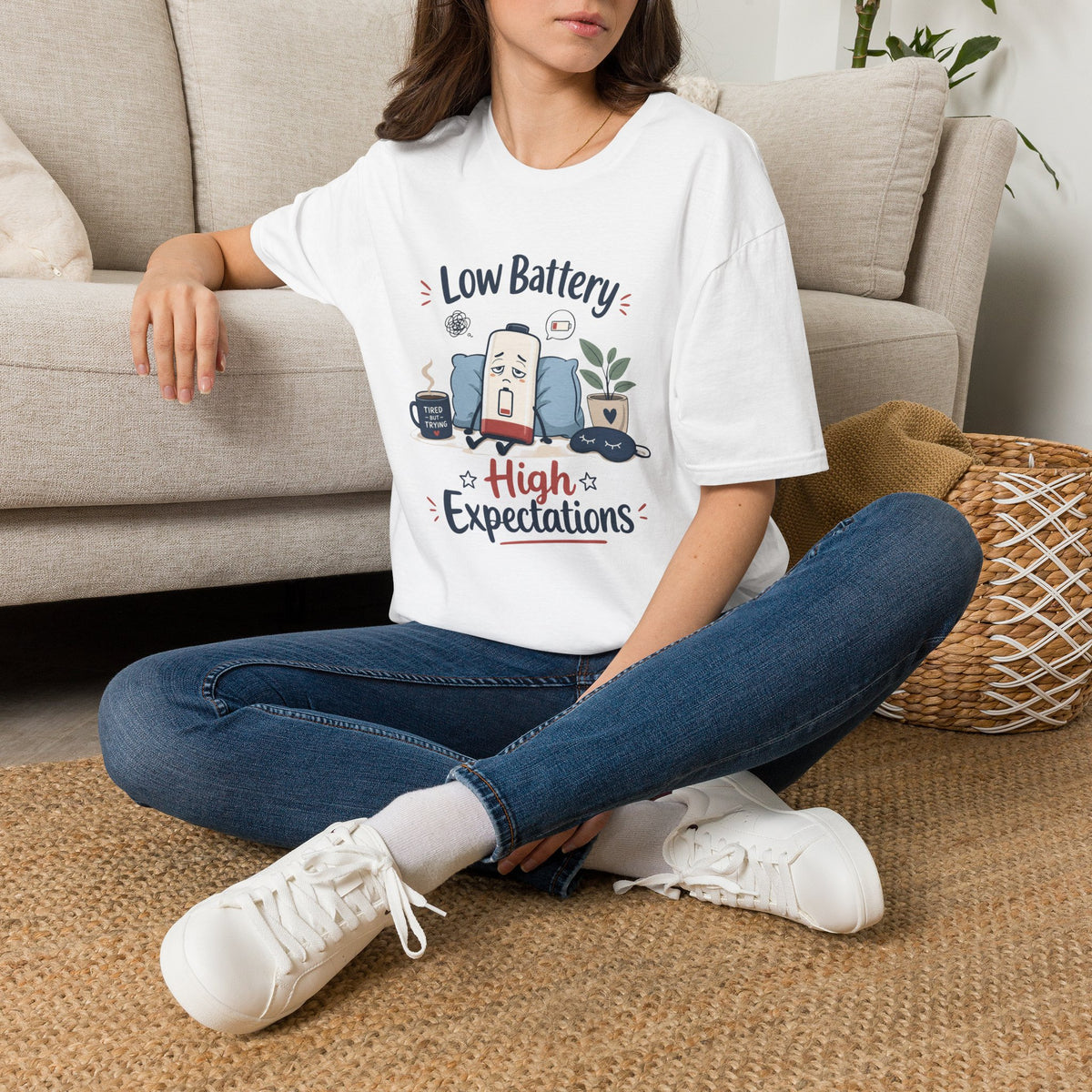 Low Battery High Expectations T-Shirt – Funny Lazy Phone Graphic Tee
