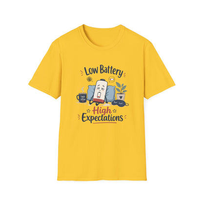 Low Battery High Expectations T-Shirt – Funny Lazy Phone Graphic Tee